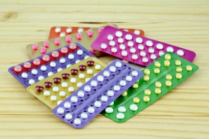 Campanha orienta sobre uso de anticoncepcionais.